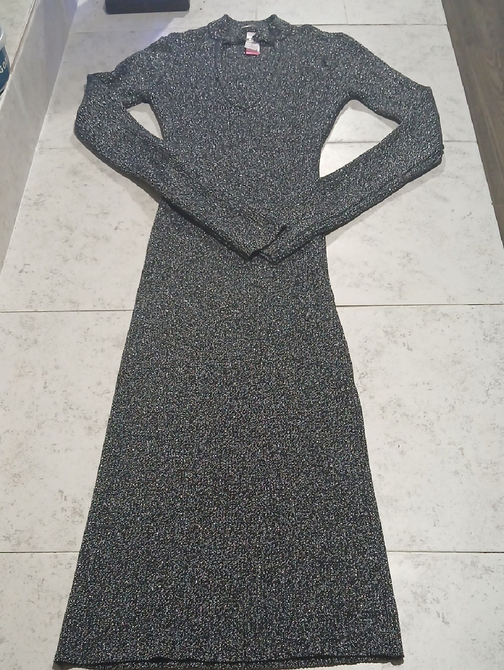 No Bo Metallic Silver-Black Long Sleeve Midi Dress